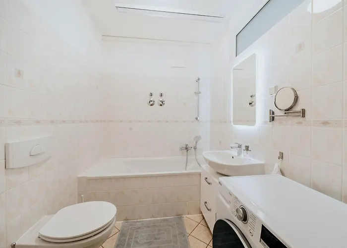 Blissplace 3 Zi Premium Nahe Getec Arena Mit Kingsize Betten Und Balkon Apartment Magdeburg